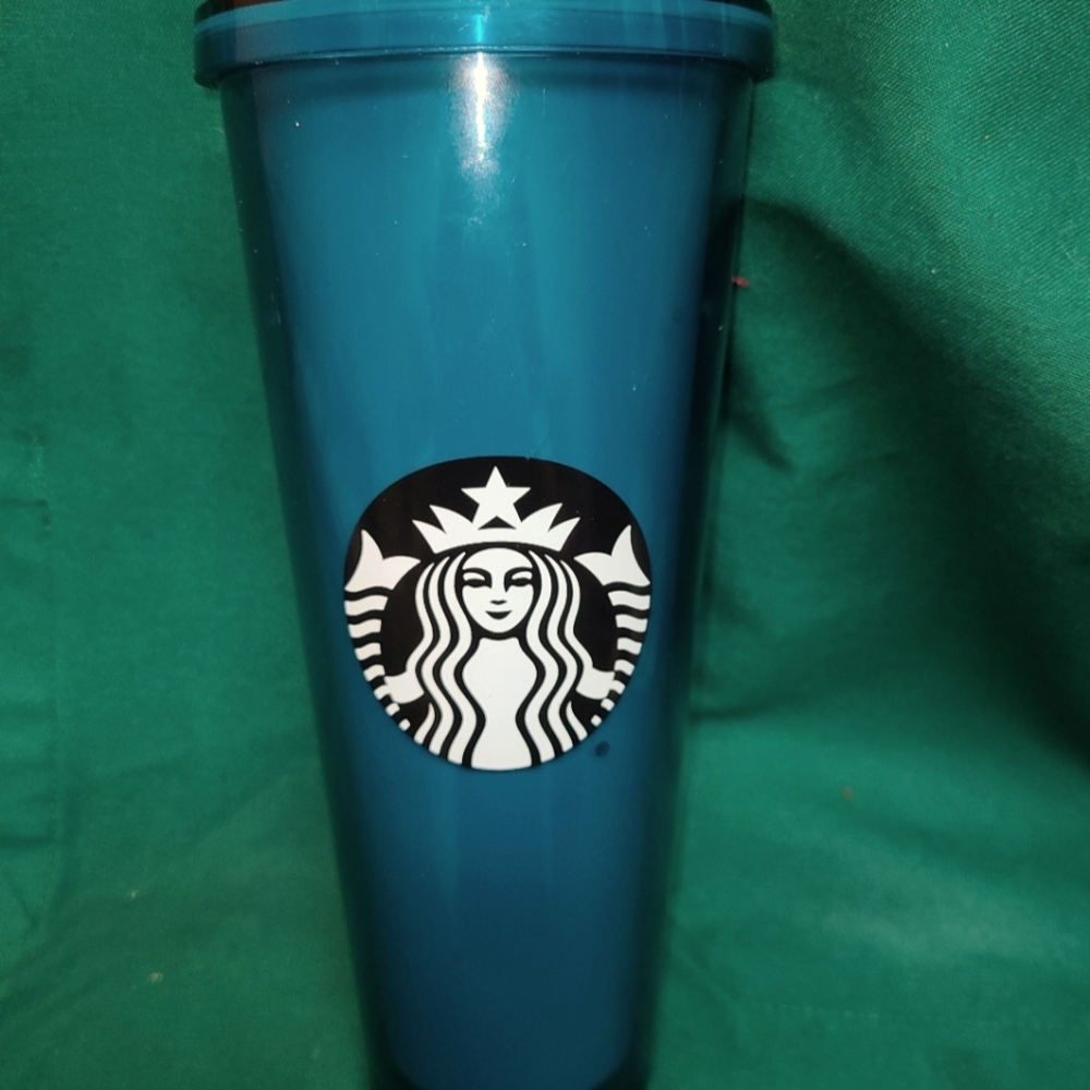 Venti Starbucks tumbler